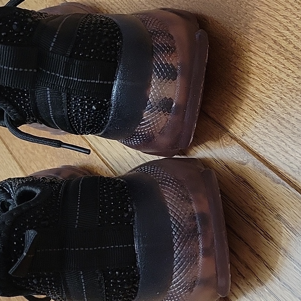 Very G HELLA Black Rhinestone Sneakers - Picture 5 of 10